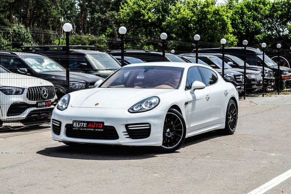 Продам Porsche Panamera Turbo 2013 года в Киеве