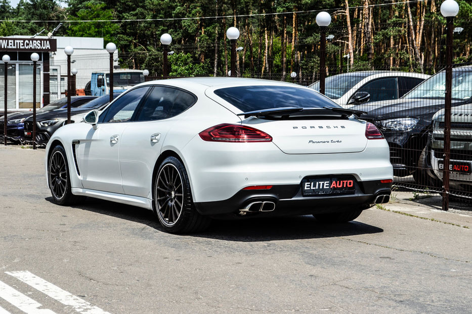 Продам Porsche Panamera Turbo 2013 года в Киеве