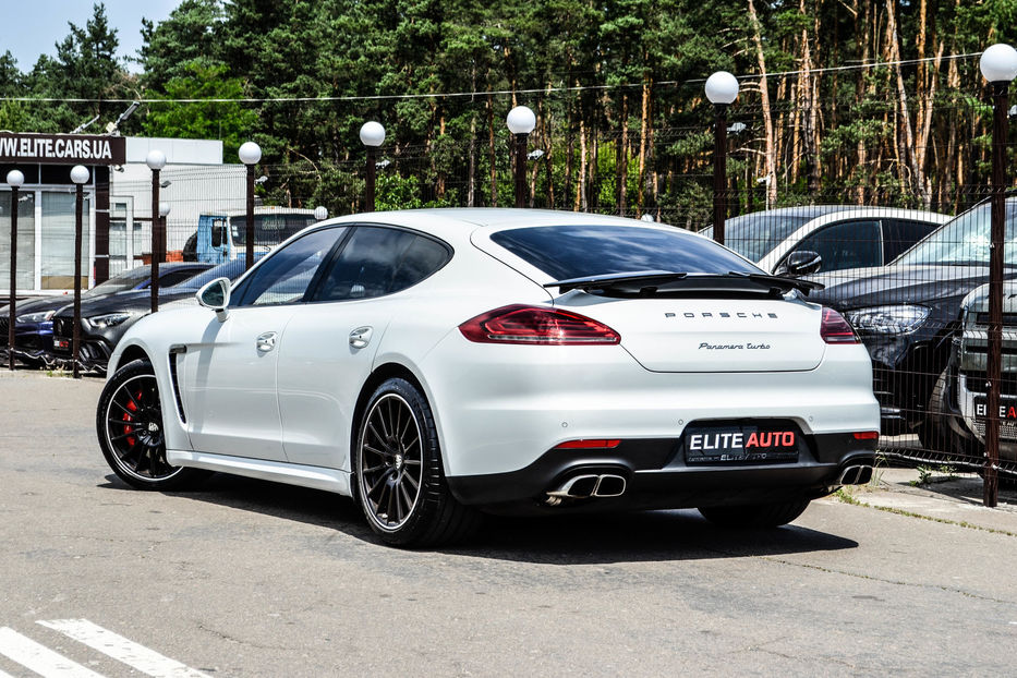 Продам Porsche Panamera Turbo 2013 года в Киеве