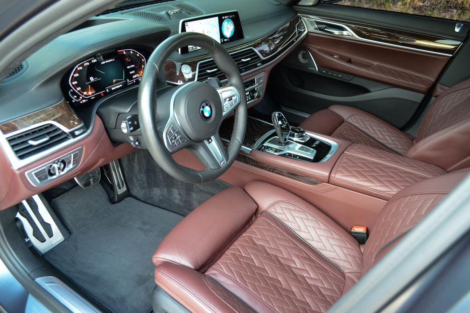 Продам BMW 760 М LI X-Drive 2019 года в Киеве