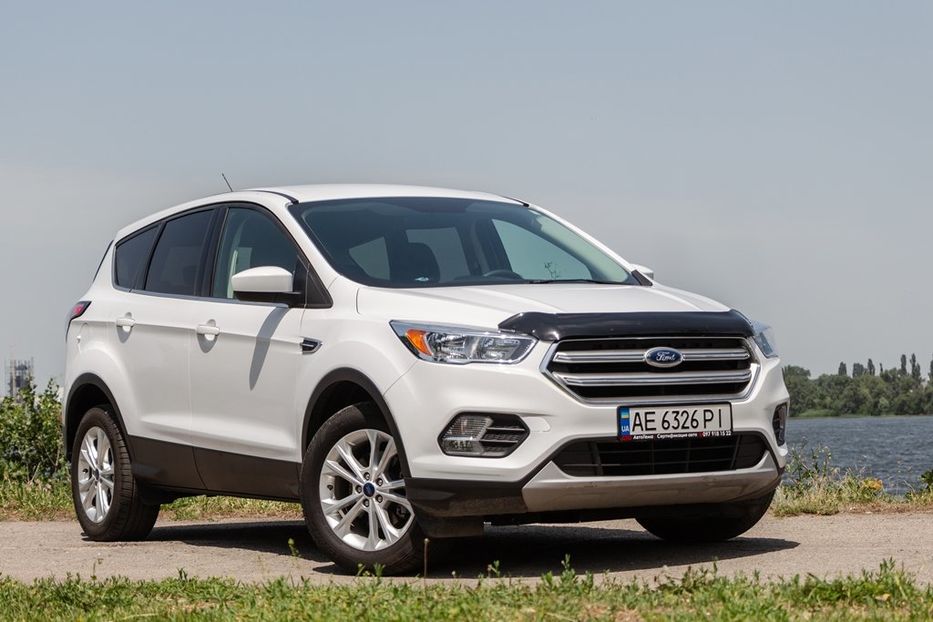 Продам Ford Escape 2016 года в Днепре