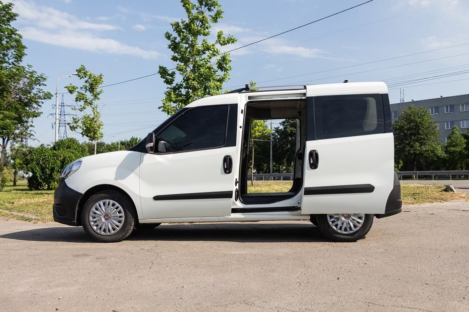 Продам Fiat Doblo груз. 2015 года в Днепре