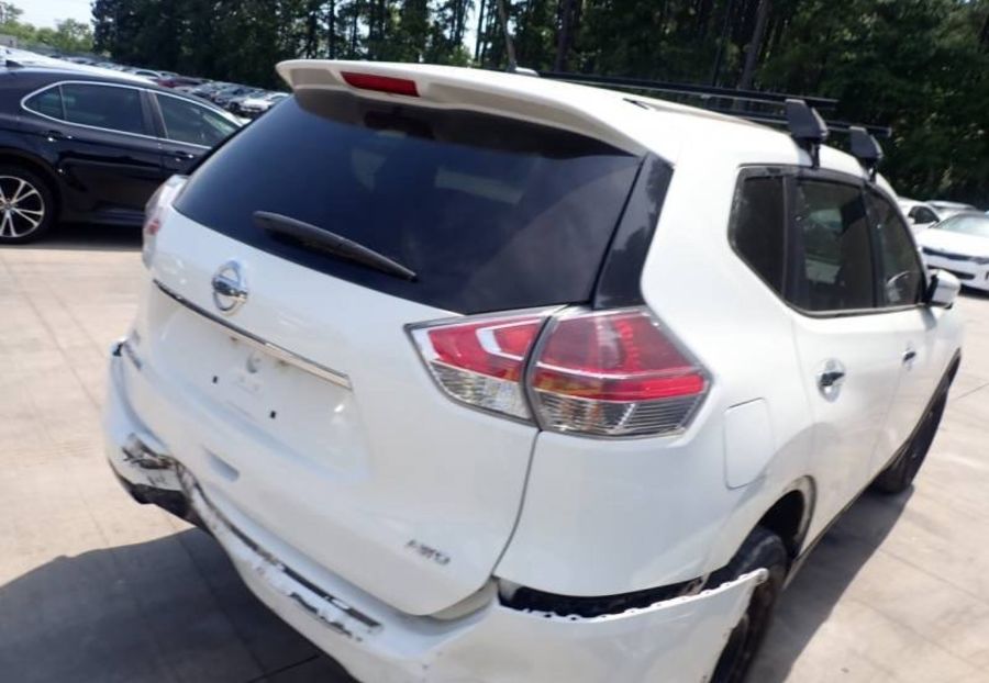 Продам Nissan Rogue S 2015 года в Киеве