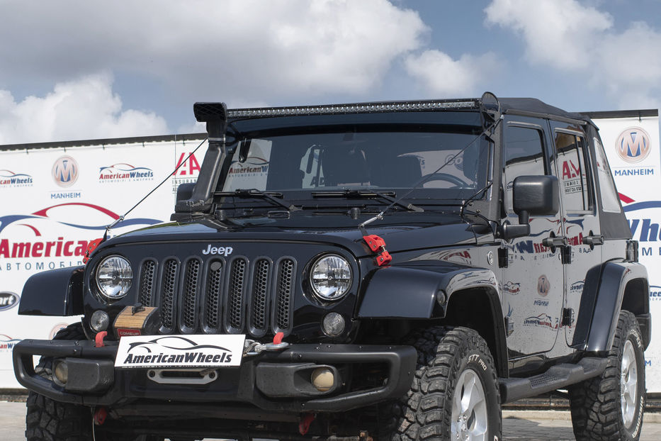 Продам Jeep Wrangler Sahara 2015 года в Черновцах