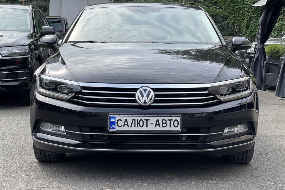 Продам Volkswagen Passat B8 Highline 2018 года в Киеве