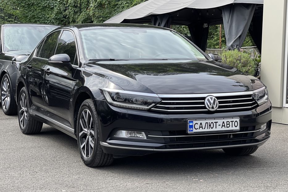 Продам Volkswagen Passat B8 Highline 2018 года в Киеве