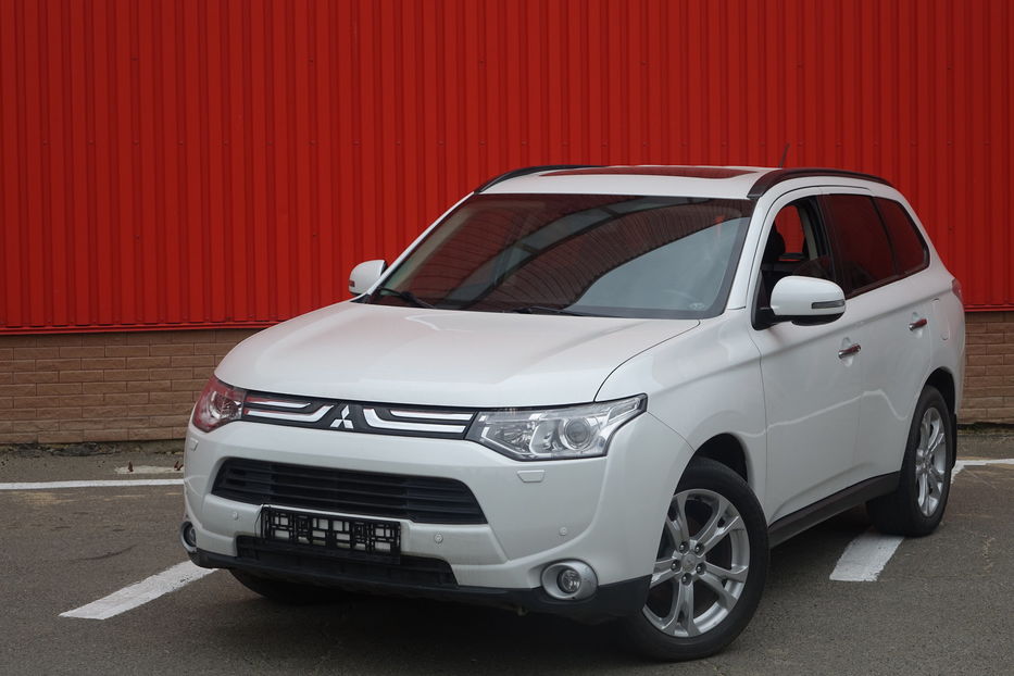 Продам Mitsubishi Outlander Оfficial 2013 года в Одессе