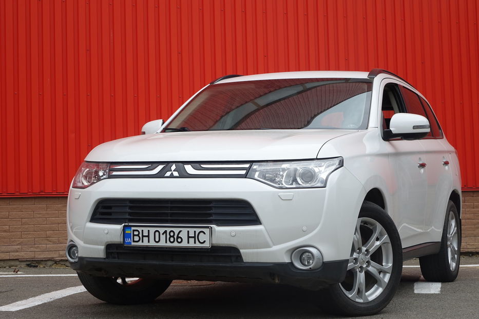 Продам Mitsubishi Outlander Оfficial 2013 года в Одессе