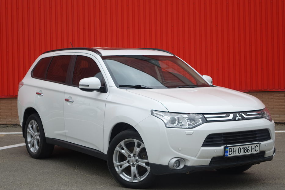 Продам Mitsubishi Outlander Оfficial 2013 года в Одессе