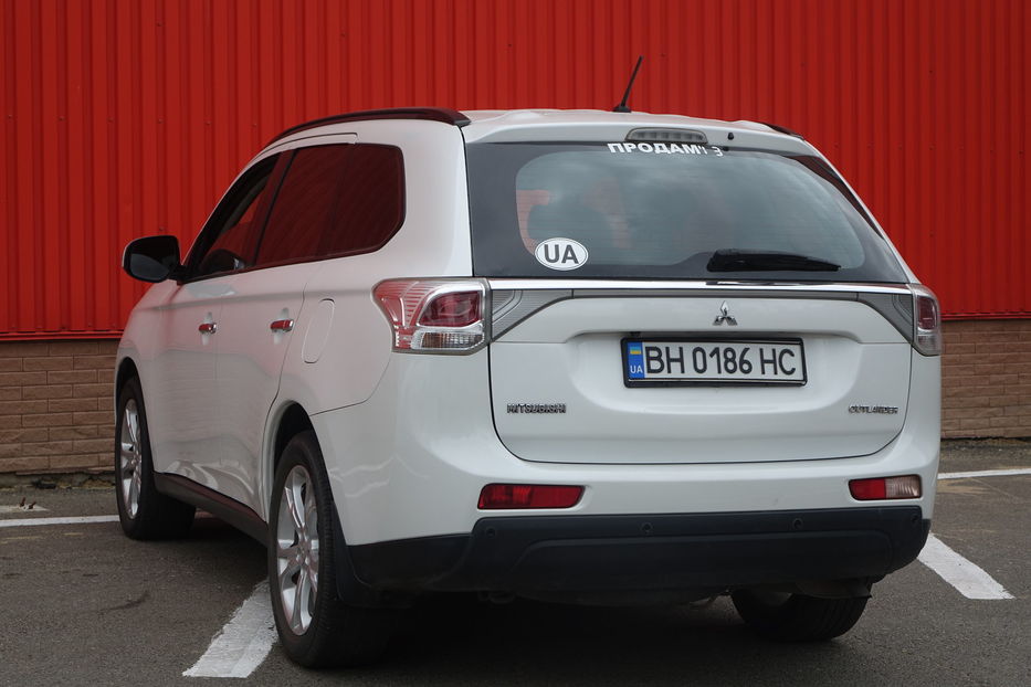 Продам Mitsubishi Outlander Оfficial 2013 года в Одессе