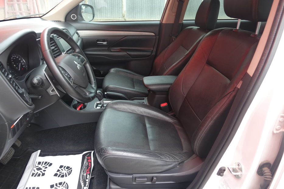 Продам Mitsubishi Outlander Оfficial 2013 года в Одессе