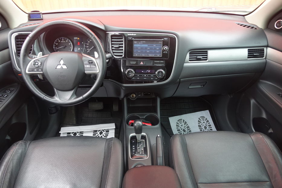 Продам Mitsubishi Outlander Оfficial 2013 года в Одессе