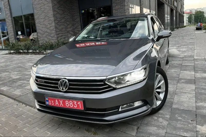 Продам Volkswagen Passat B8 HIGHLINE FulLed4motion190k.s 2016 года в Львове