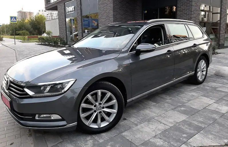 Продам Volkswagen Passat B8 HIGHLINE FulLed4motion190k.s 2016 года в Львове