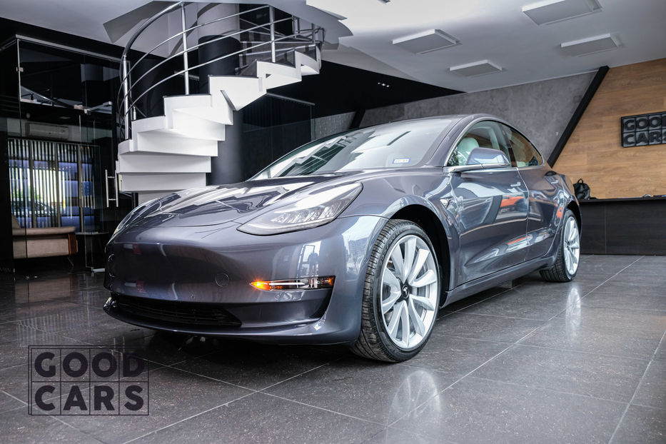 Продам Tesla Model 3 Long Range Dual Motor  2020 года в Одессе