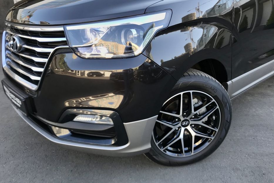 Продам Hyundai Grand Starex TDI 4WD 2018 года в Киеве