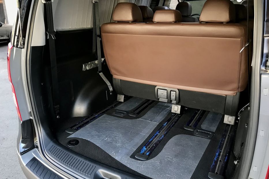 Продам Hyundai Grand Starex TDI 4WD 2018 года в Киеве