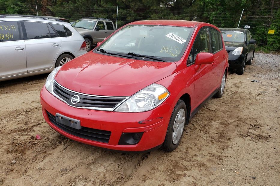 Продам Nissan Versa S 2011 года в Киеве