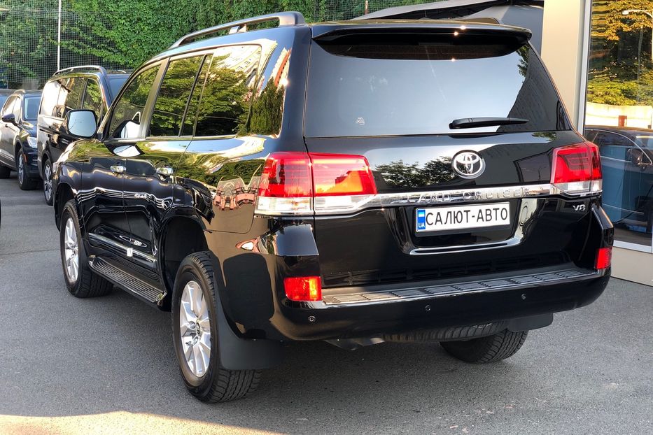 Продам Toyota Land Cruiser 200 ARMOUR GROUP 2018 года в Киеве