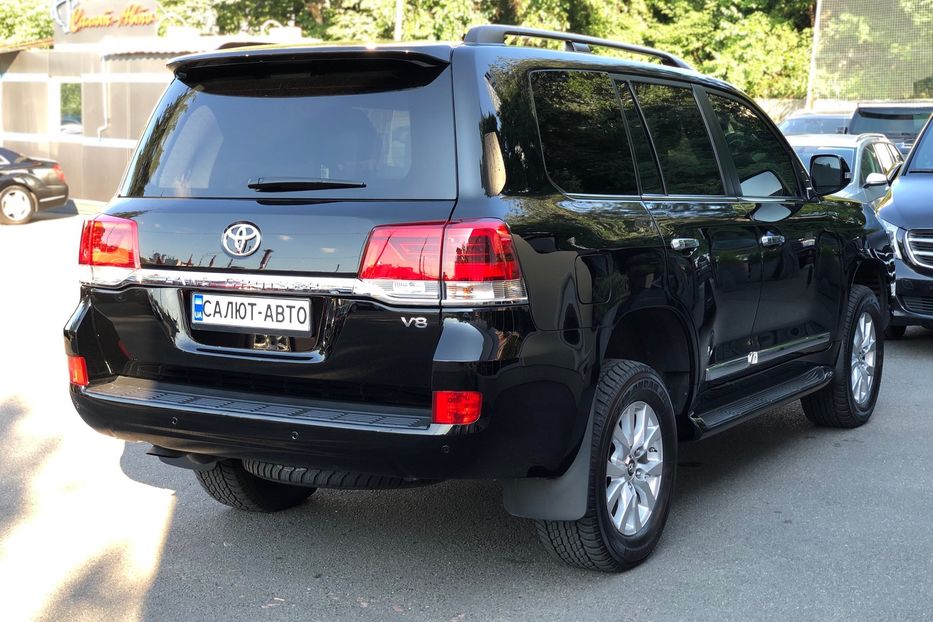 Продам Toyota Land Cruiser 200 ARMOUR GROUP 2018 года в Киеве