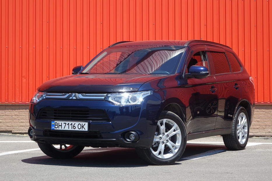 Продам Mitsubishi Outlander AWD 2013 года в Одессе