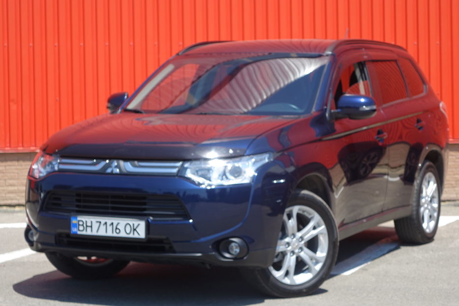 Продам Mitsubishi Outlander AWD 2013 года в Одессе