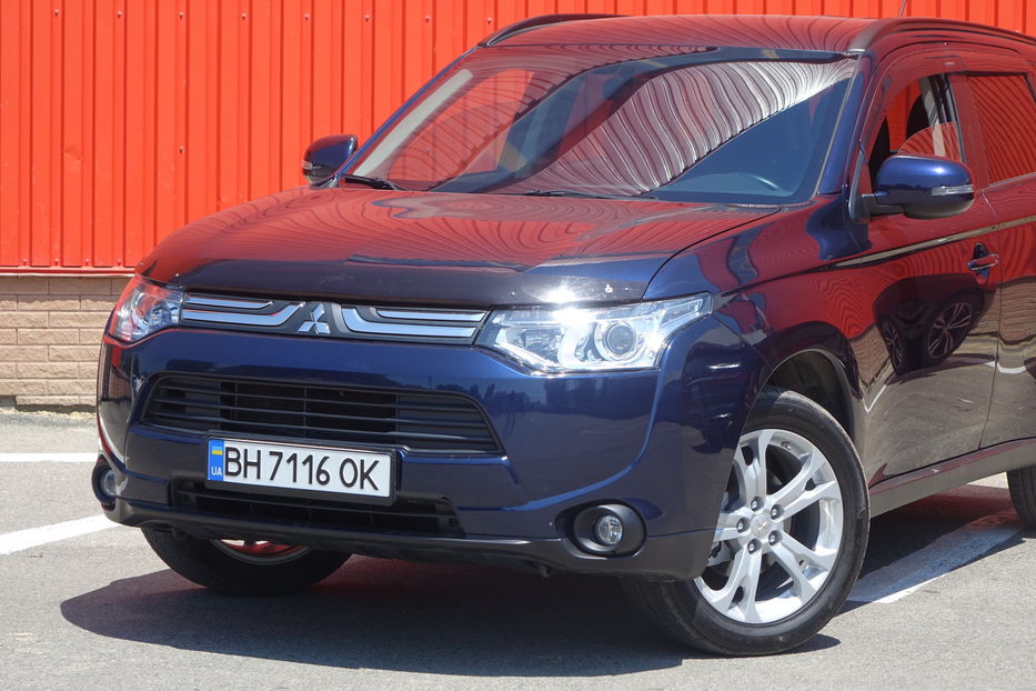 Продам Mitsubishi Outlander AWD 2013 года в Одессе