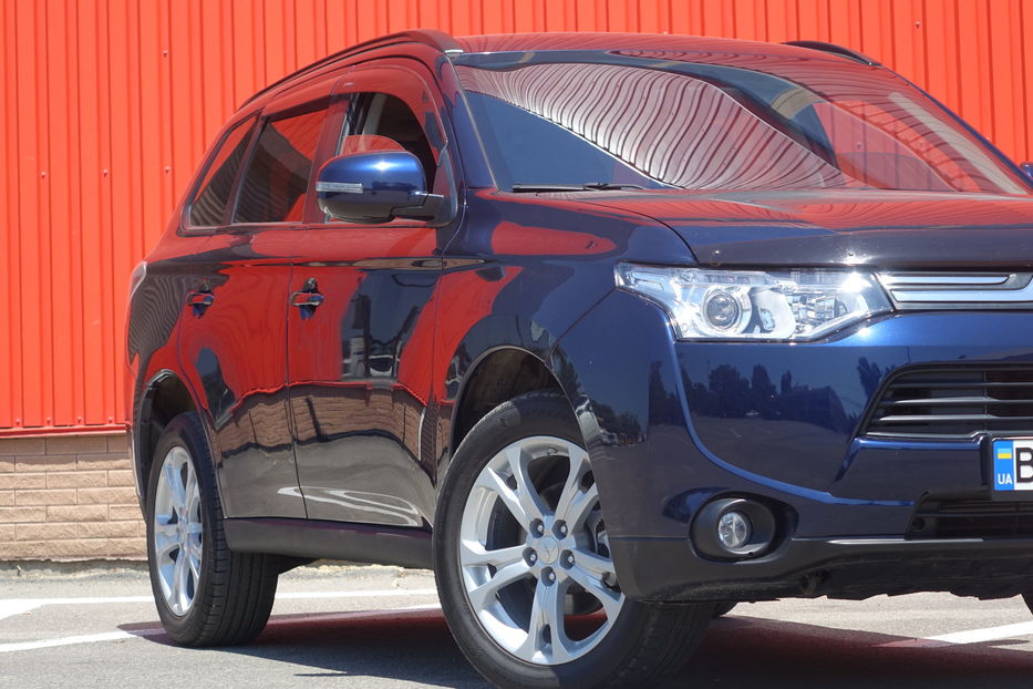 Продам Mitsubishi Outlander AWD 2013 года в Одессе