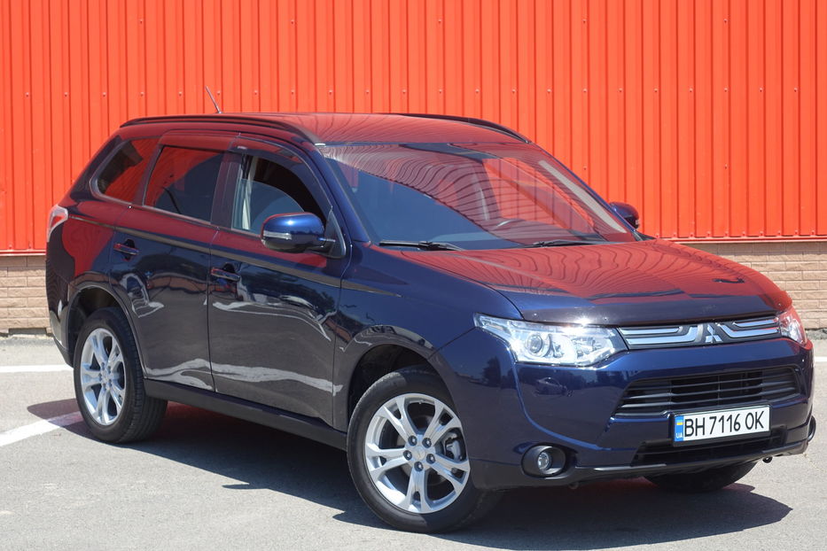 Продам Mitsubishi Outlander AWD 2013 года в Одессе