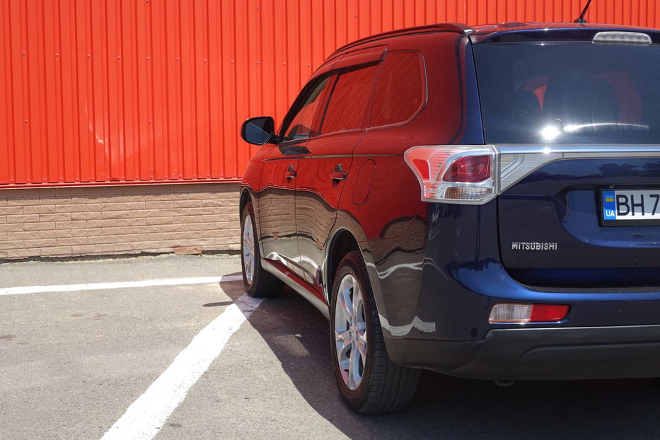 Продам Mitsubishi Outlander AWD 2013 года в Одессе