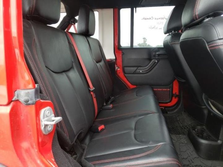 Продам Jeep Wrangler UNLIMITED RUBICON RECON 2017 года в Черновцах