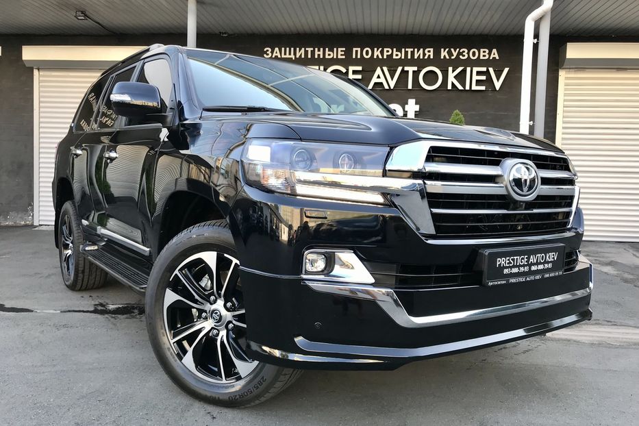 Продам Toyota Land Cruiser 200 2020 года в Киеве