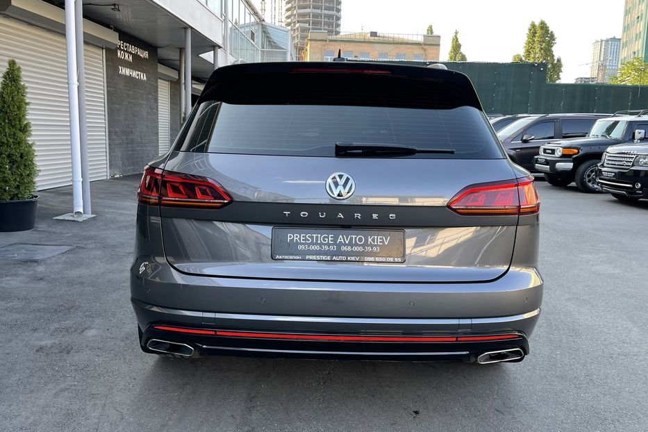 Продам Volkswagen Touareg R-Line 2018 года в Киеве