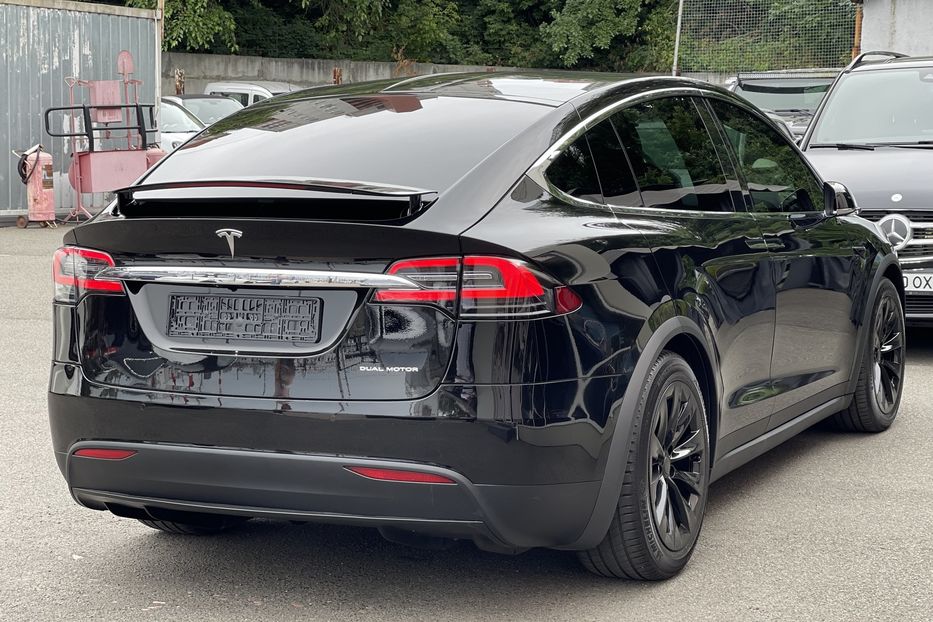 Продам Tesla Model X 100 D Dual Motor 2020 года в Киеве