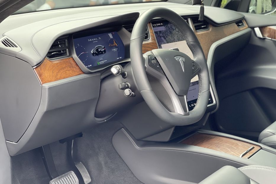 Продам Tesla Model X 100 D Dual Motor 2020 года в Киеве