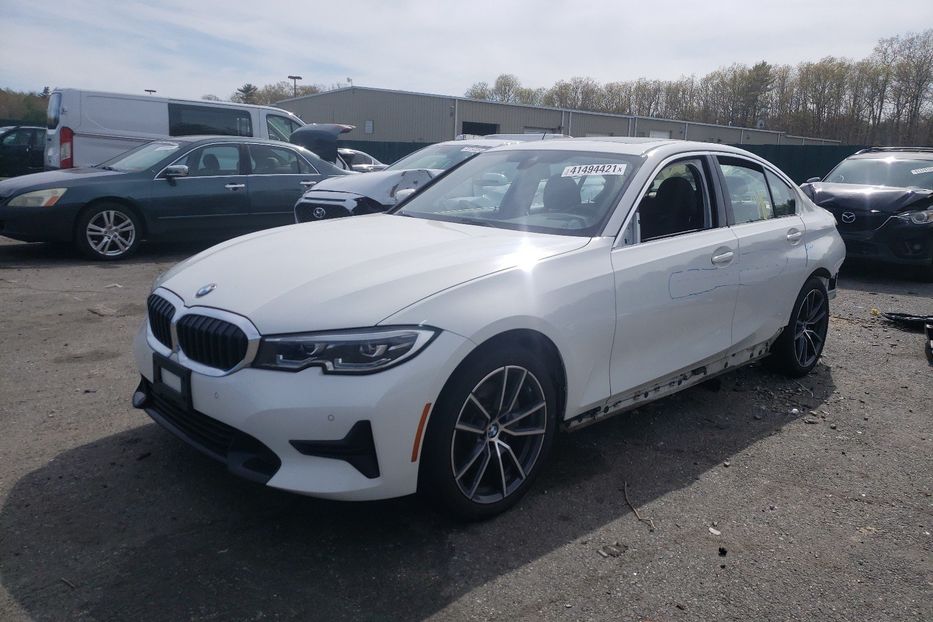 Продам BMW 330 2019 года в Киеве