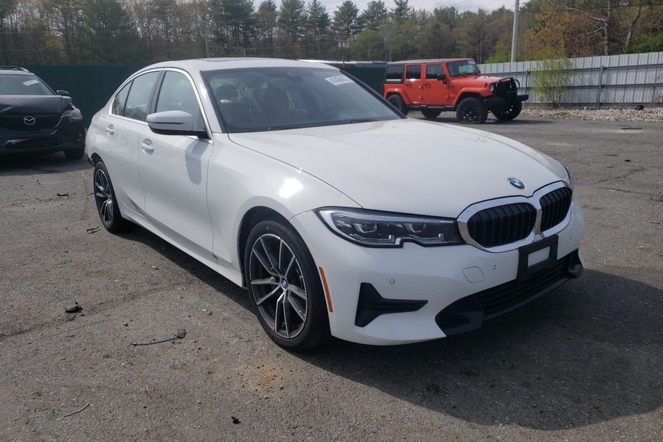 Продам BMW 330 2019 года в Киеве