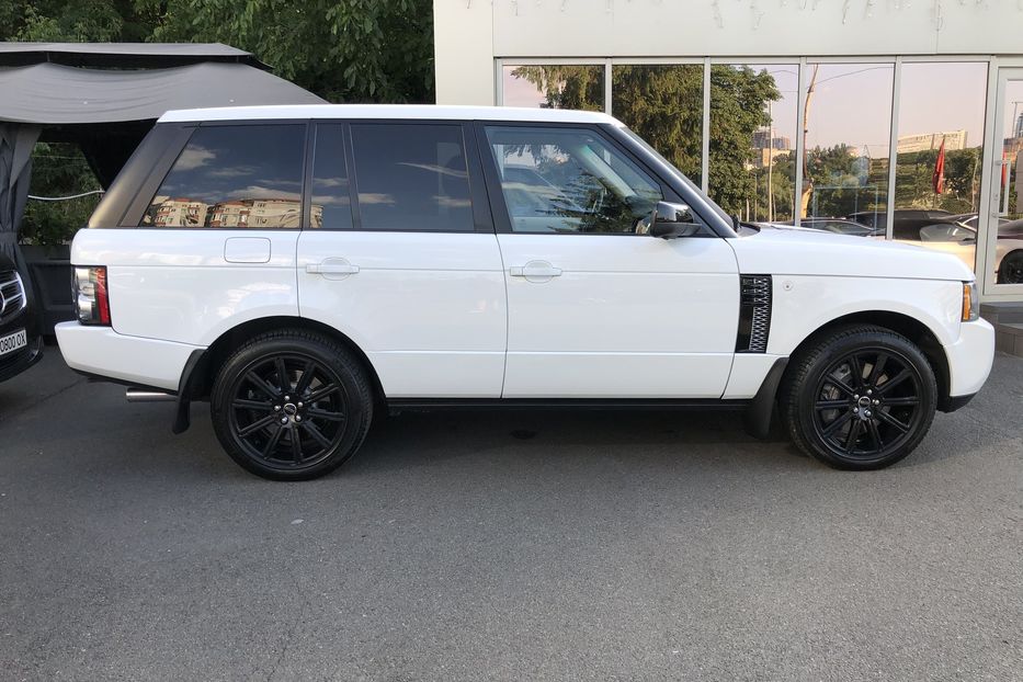 Продам Land Rover Range Rover Supercharged  2011 года в Киеве