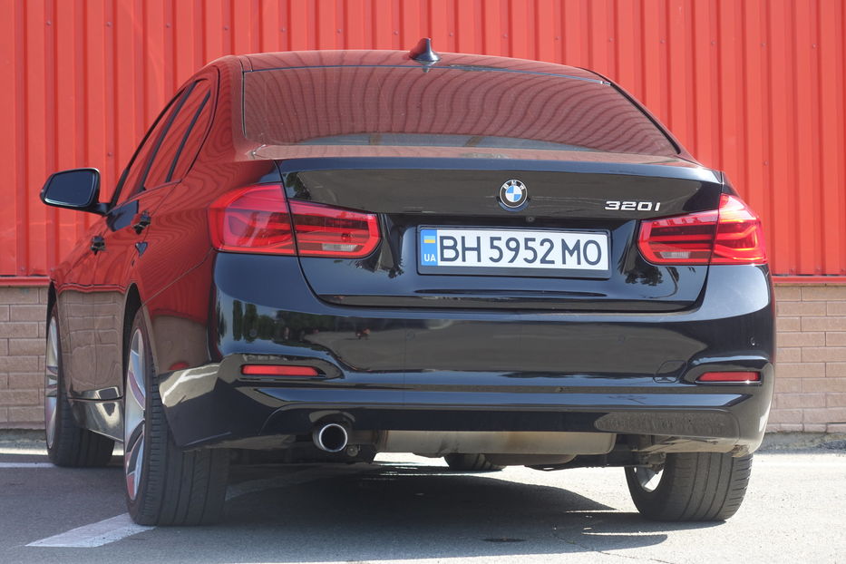 Продам BMW 320 m 2016 года в Одессе