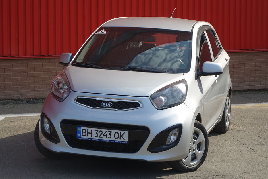 Продам Kia Picanto AUTOMAT 2013 года в Одессе