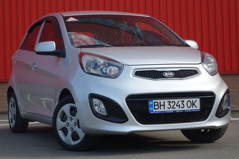 Продам Kia Picanto AUTOMAT 2013 года в Одессе