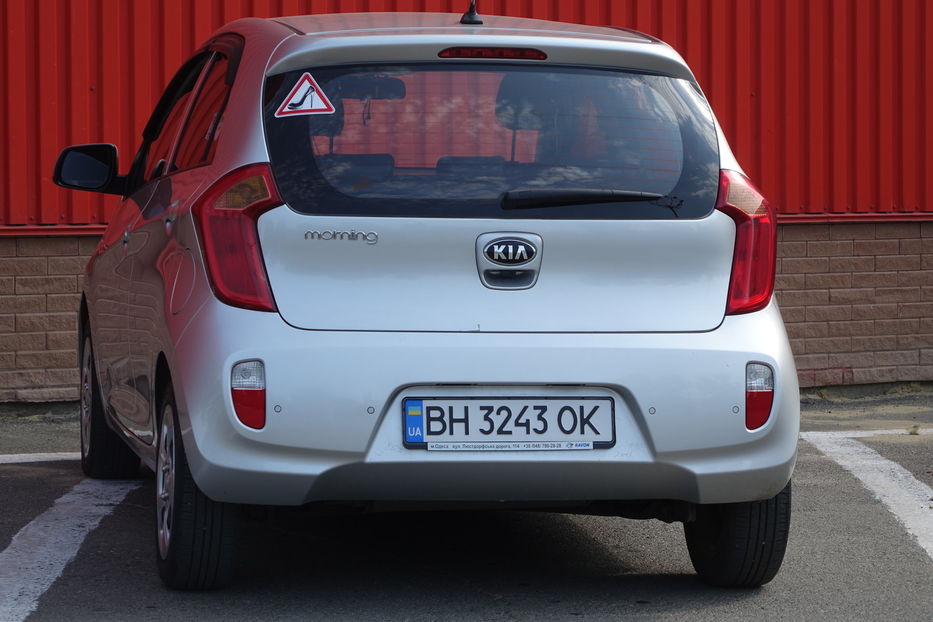 Продам Kia Picanto AUTOMAT 2013 года в Одессе