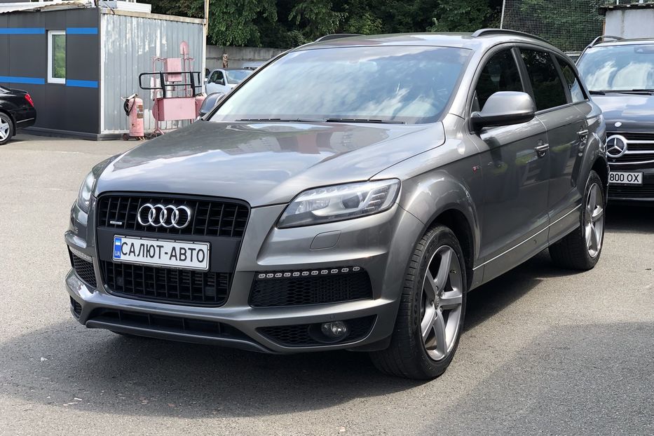 Продам Audi Q7 3.0TDI S-line 2013 года в Киеве