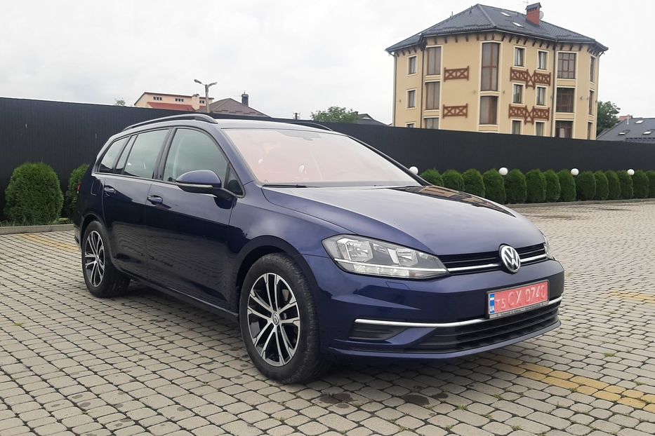 Продам Volkswagen Golf VII 2.0 Highline Automat 2018 года в Львове