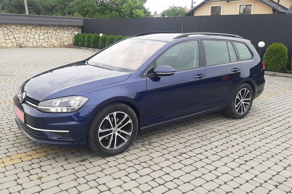 Продам Volkswagen Golf VII 2.0 Highline Automat 2018 года в Львове