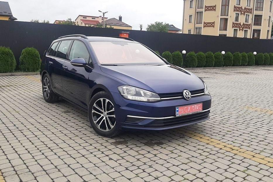 Продам Volkswagen Golf VII 2.0 Highline Automat 2018 года в Львове