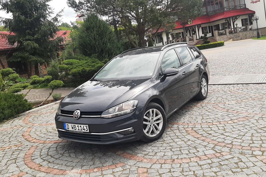 Продам Volkswagen Golf VII 2.0 Highline Automat Restail  2018 года в Львове