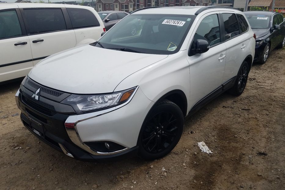 Продам Mitsubishi Outlander 2018 года в Киеве