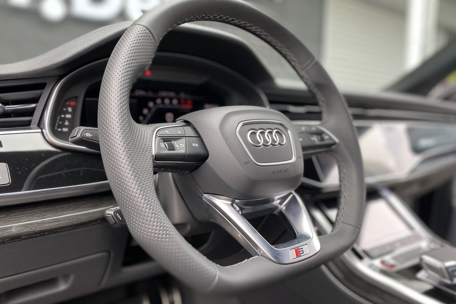 Продам Audi SQ 7 2021 года в Киеве