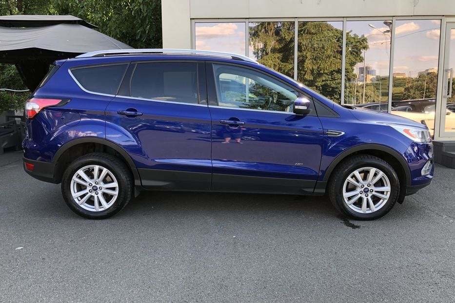 Продам Ford Kuga 2.0 diesel 4x4 2017 года в Киеве